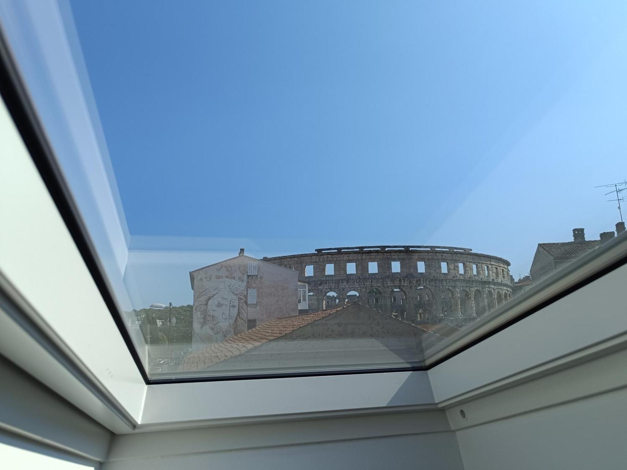 D&A Amphitheatre Premium Apartments With Free Parking بولا المظهر الخارجي الصورة