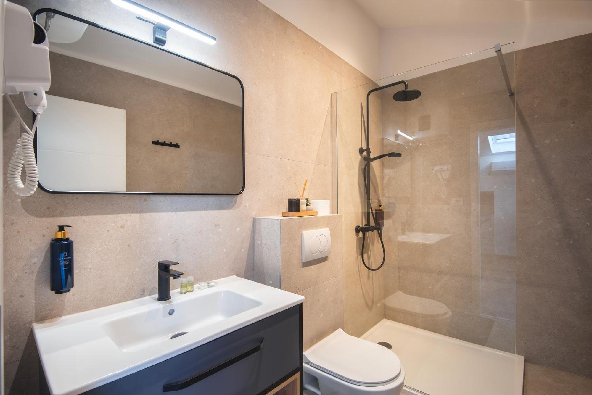 D&A Amphitheatre Premium Apartments With Free Parking بولا المظهر الخارجي الصورة